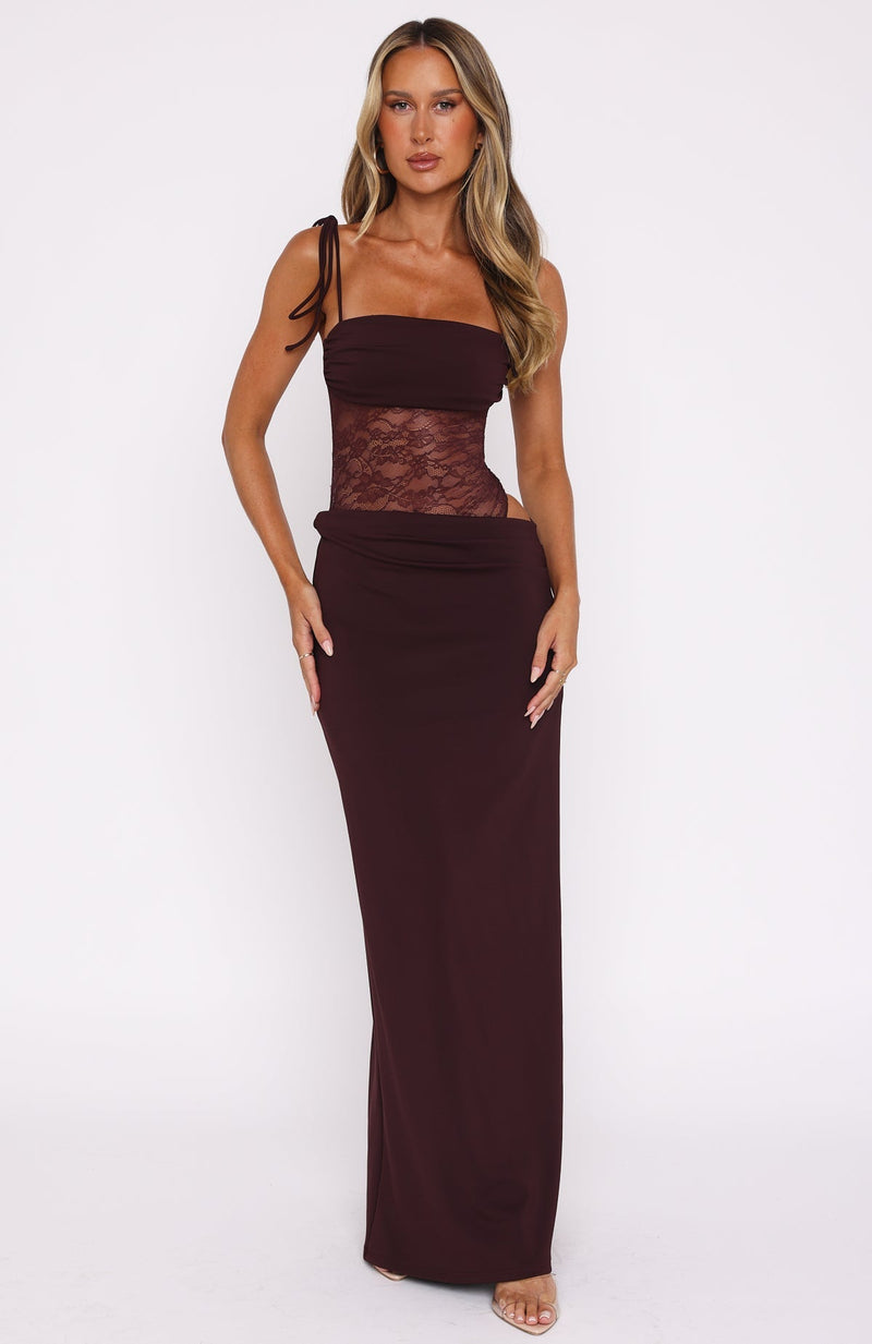 TALIA | ROBE LONGUE EN DENTELLE TRANSPARENTE