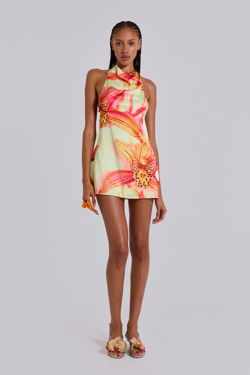 LUCIA | ROBE DOS NU AVEC DÉTAIL FLEURI