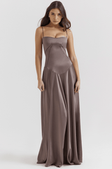VÉRA | ROBE MAXI ROMANTIQUE ET ÉLÉGANTE