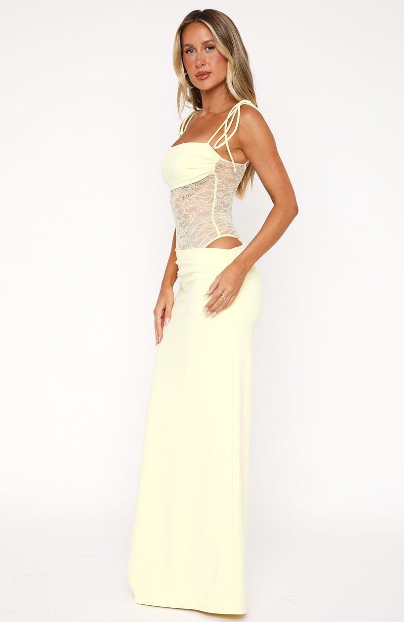 TALIA | ROBE LONGUE EN DENTELLE TRANSPARENTE